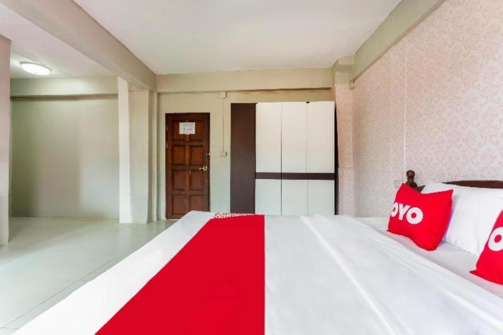 Oyo 1012 Vintage Home Сантихири Экстерьер фото